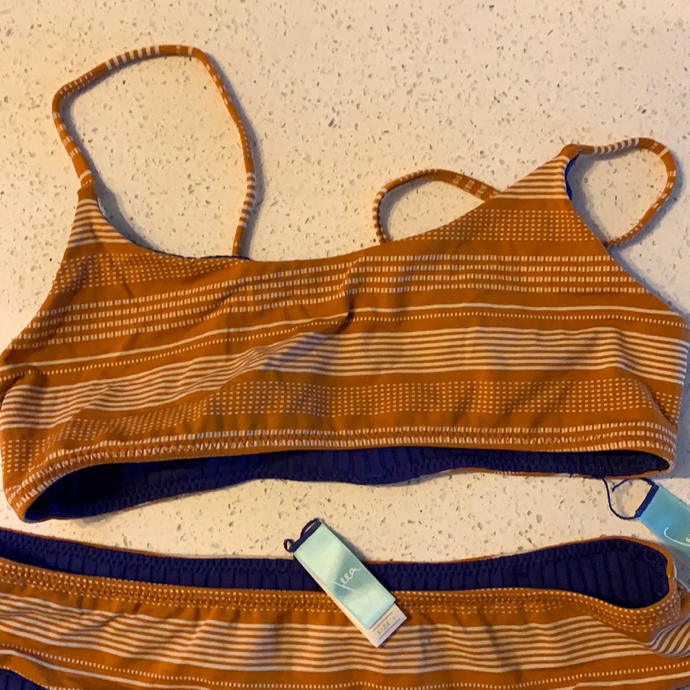 Seea Top & bottom bikini set. Both size L. Only tried on once- Great condition.